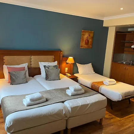 121 Hotel