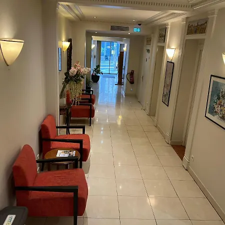 Hotel 121 Parigi