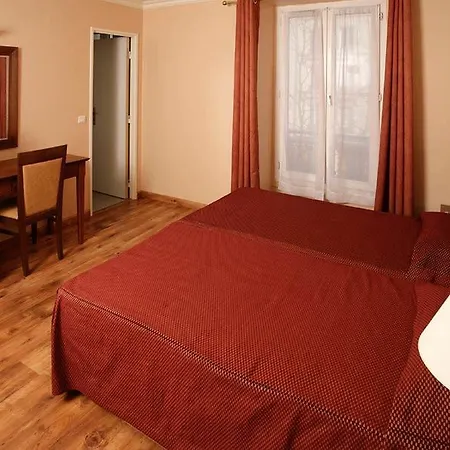 121 Hotel 3*
