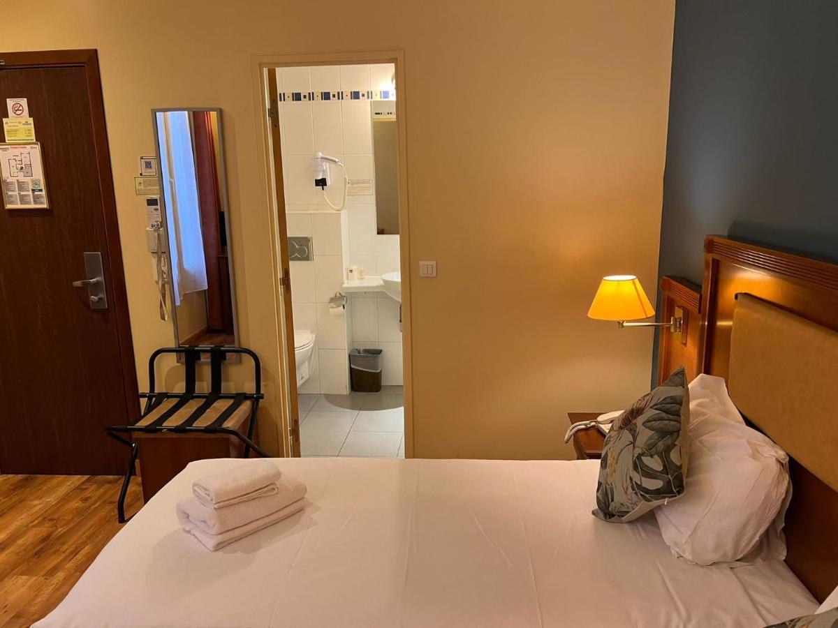 Hotel 121 Parigi